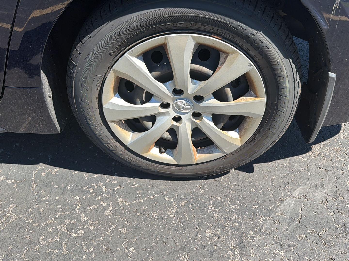 Used 2021 Blueprint Toyota LE image 10