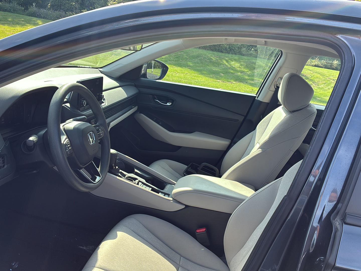 Used 2024 Meteorite Gray Metallic Honda LX image 12