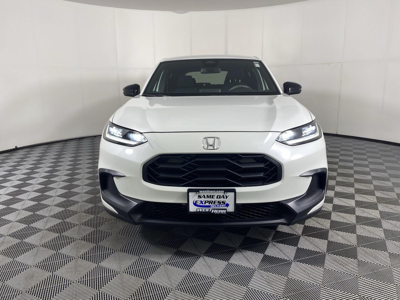 Used 2024 Platinum White Pearl Honda Sport image 2