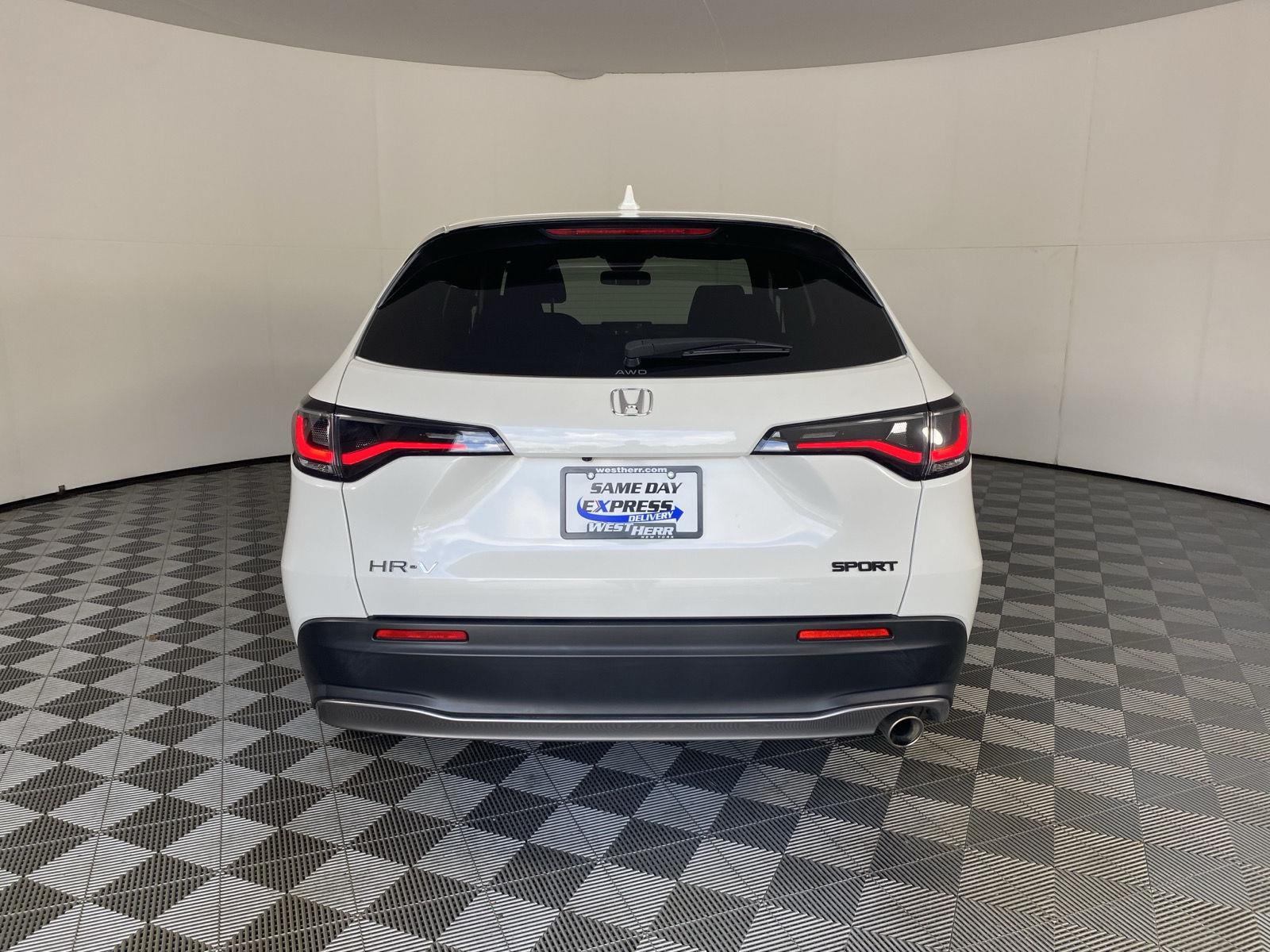 Used 2024 Platinum White Pearl Honda Sport image 6