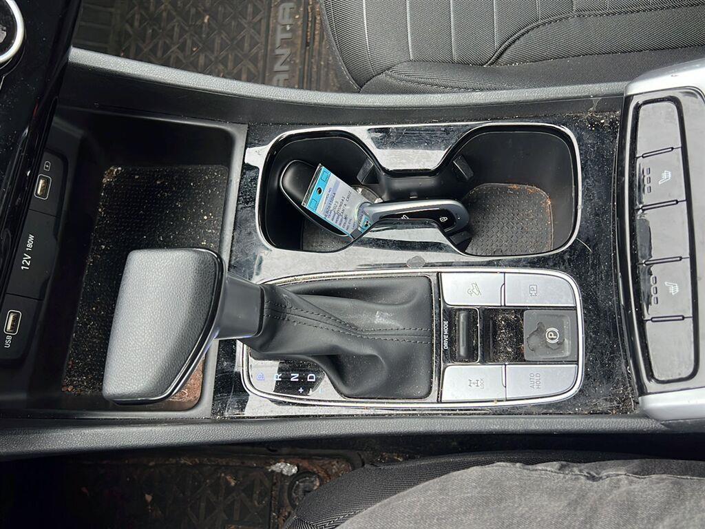 Used 2023 Hampton Gray Hyundai SEL image 5