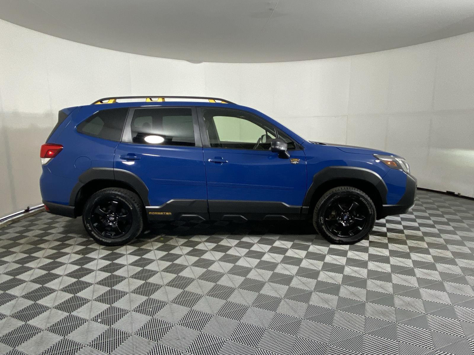 Used 2023 Geyser Blue Subaru Wilderness image 10