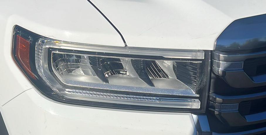 Used 2023 Summit White GMC AT4 image 16