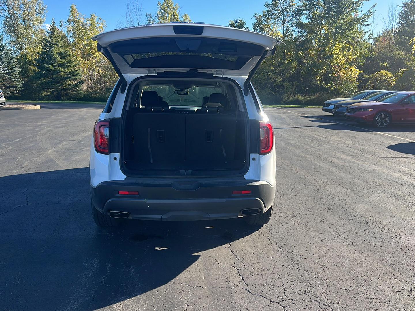 Used 2023 Summit White GMC AT4 image 17