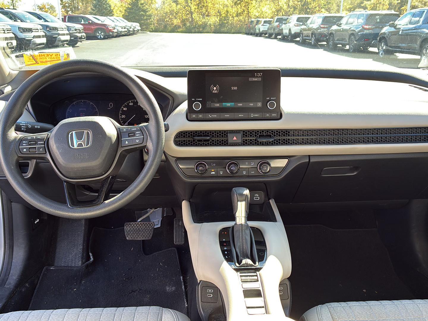 Certified Used 2024 Lunar Silver Metallic Honda LX image 13