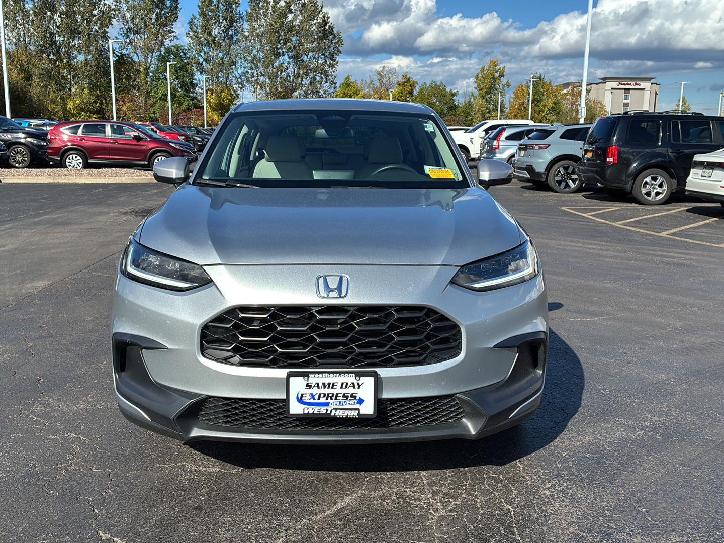 Certified Used 2024 Lunar Silver Metallic Honda LX image 16