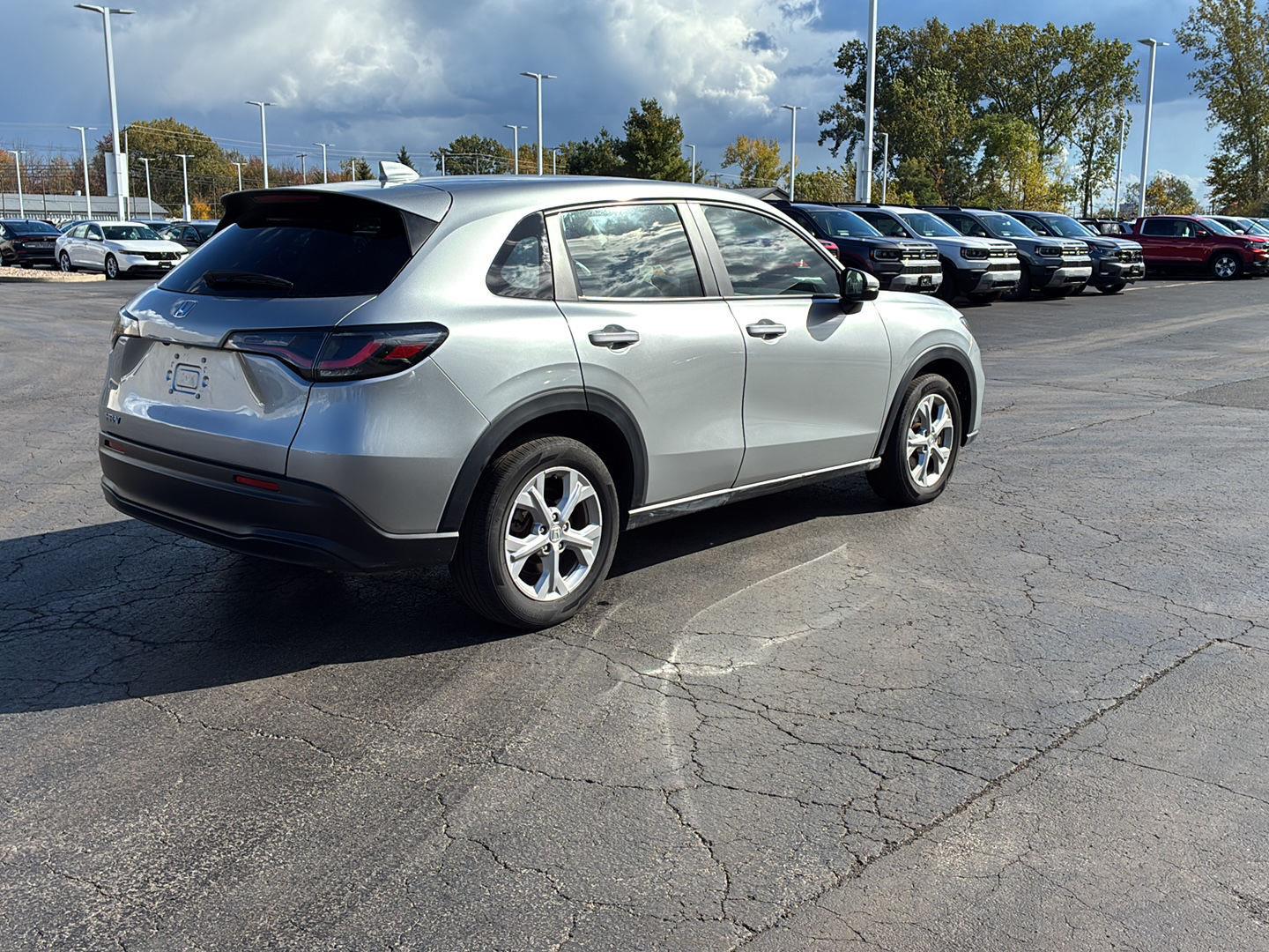 Certified Used 2024 Lunar Silver Metallic Honda LX image 19