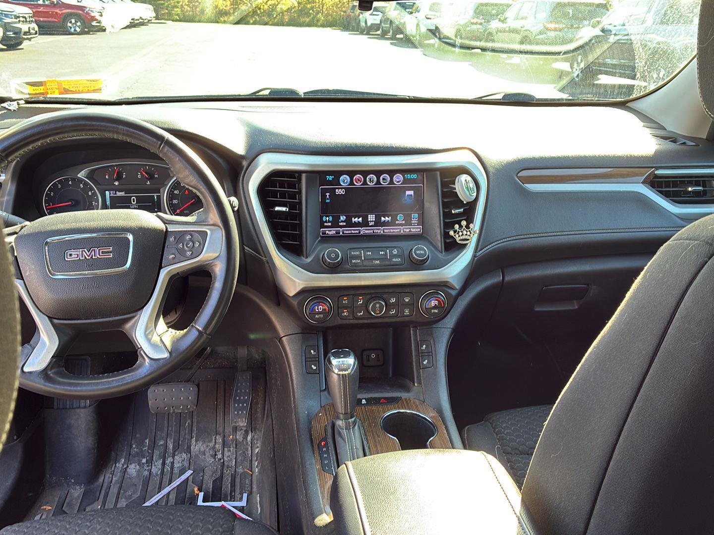 Used 2018 Black Cherry Metallic GMC SLE image 17