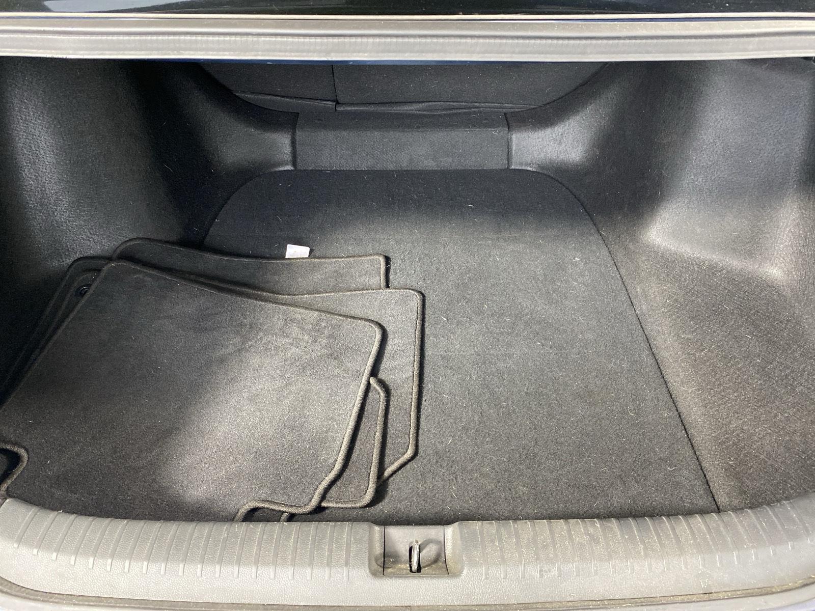 Used 2024 Canyon River Blue Metallic Honda EX image 7