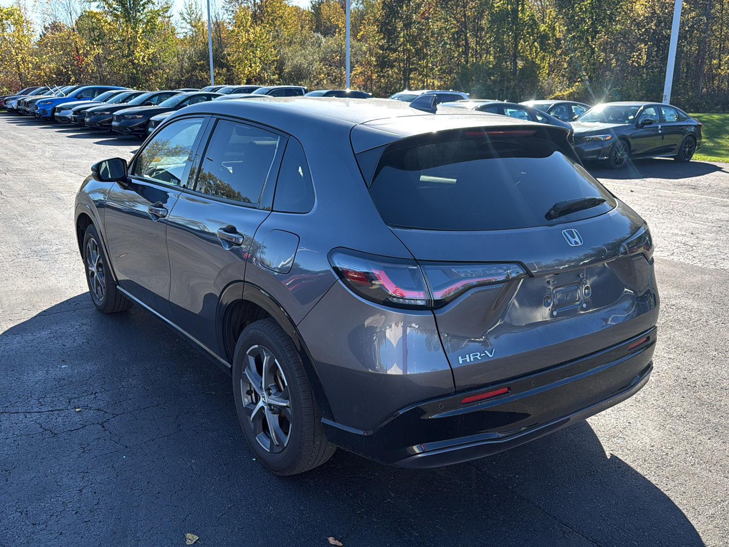 Used 2024 Modern Steel Metallic Honda EX-L image 9