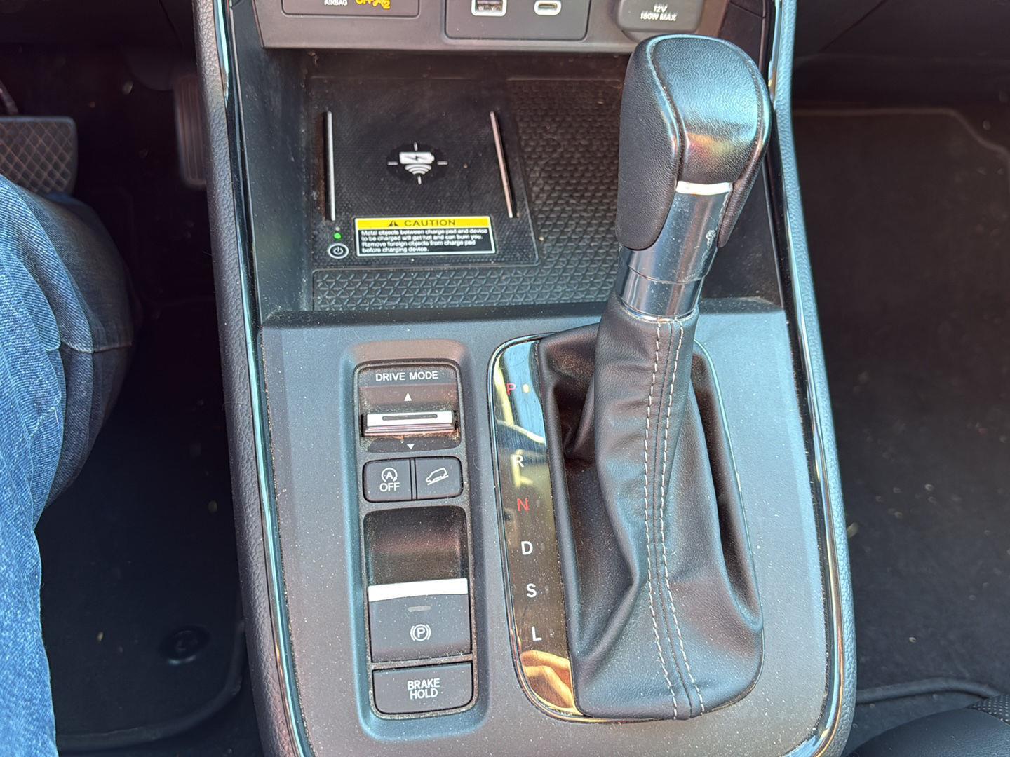 Certified Used 2024 Canyon River Blue Metallic Honda EX-L image 18