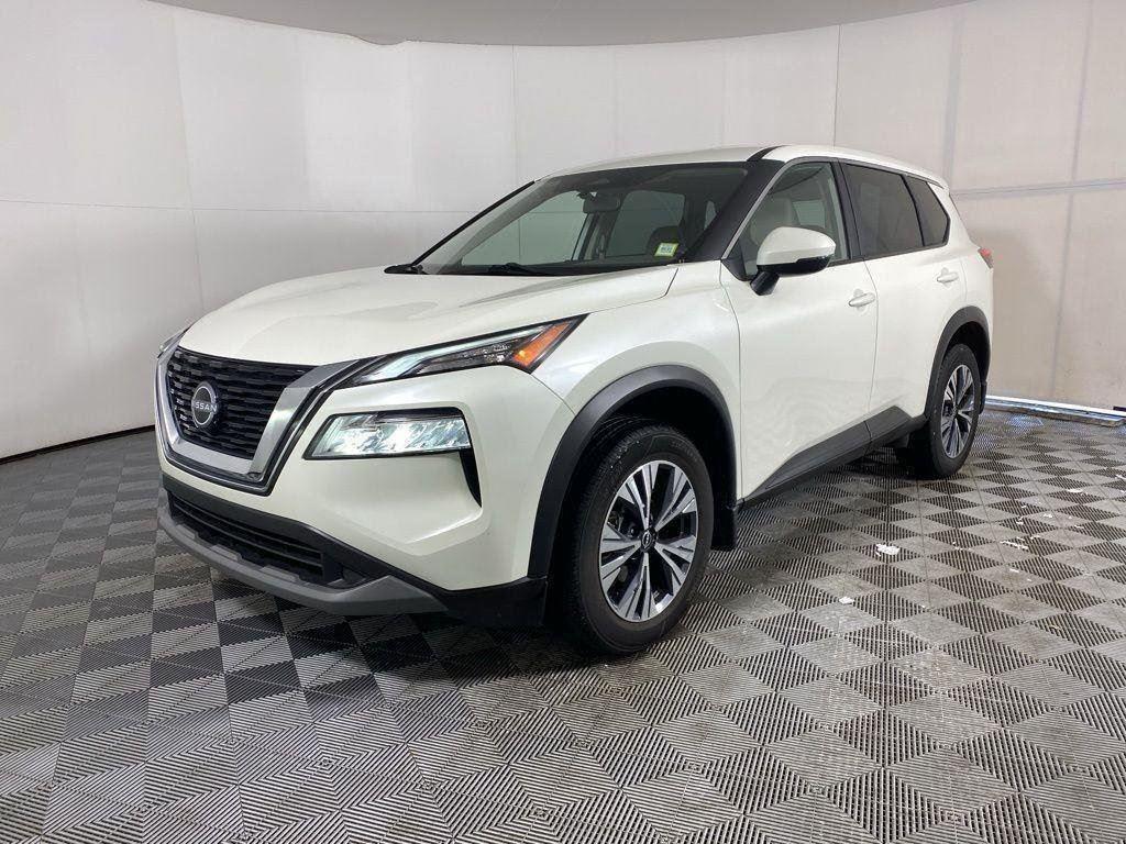 Used 2023 Pearl White Nissan SV image 3