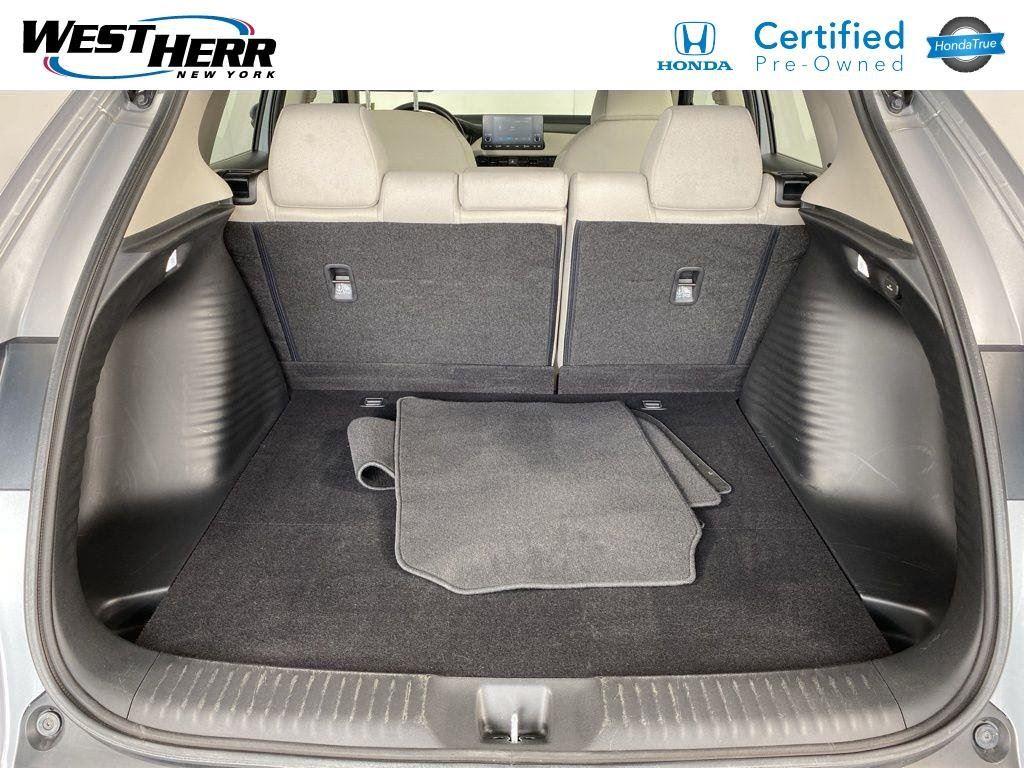 Certified Used 2023 Lunar Silver Metallic Honda LX image 7