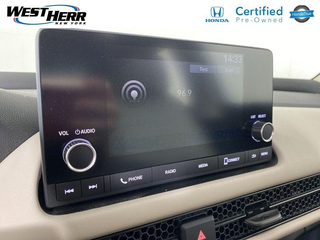 Certified Used 2023 Lunar Silver Metallic Honda LX image 18