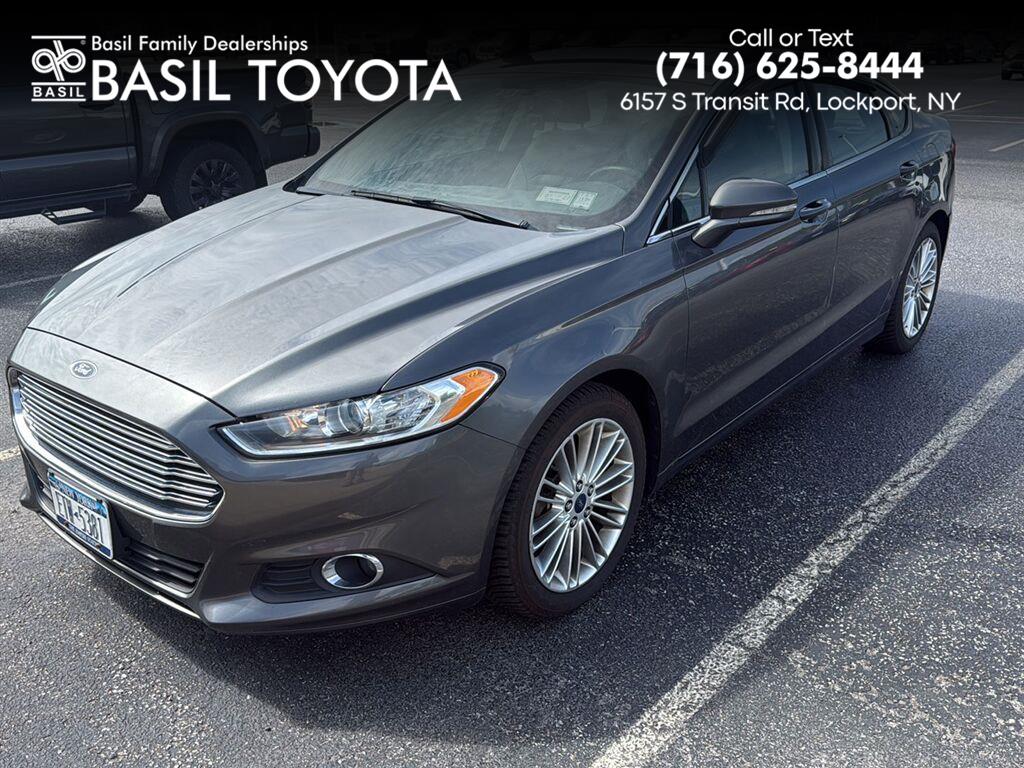 2016 Ford Fusion Gris (Magnetic) Sedán Tracción en las cuatro ruedas 6 velocidades Automática