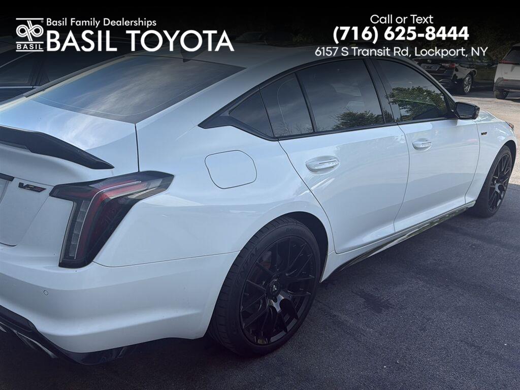  2022 Cadillac CT5 V-Series AWD   