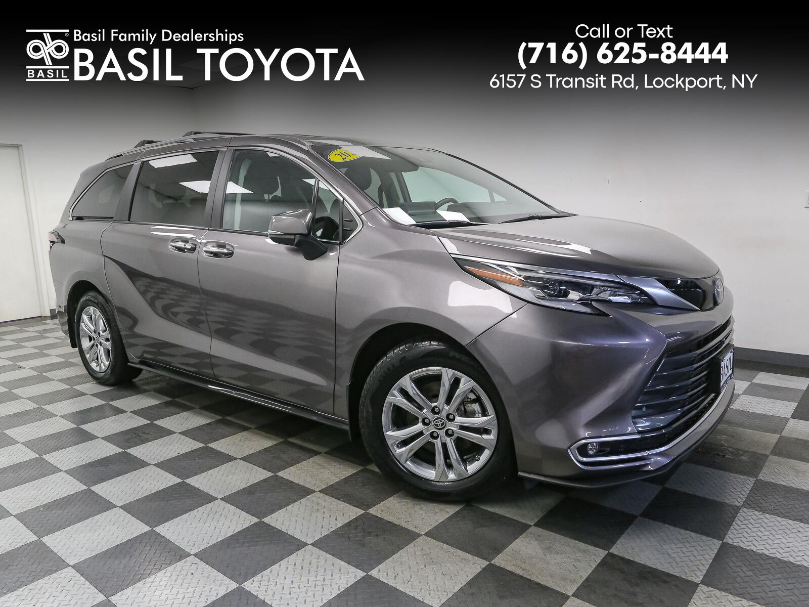 2023 Toyota Sienna Platinum 7-Passenger AWD