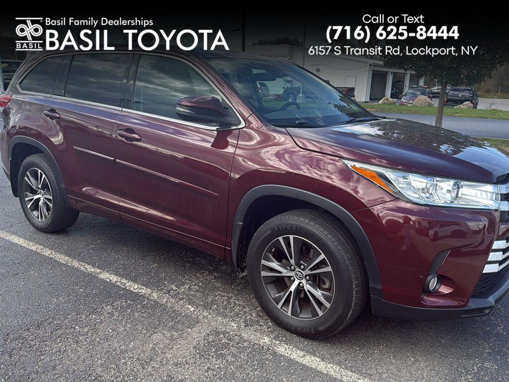 Ooh La La Rouge Mica 2017 Toyota Highlander SUV / Crossover All-Wheel Drive Automatic