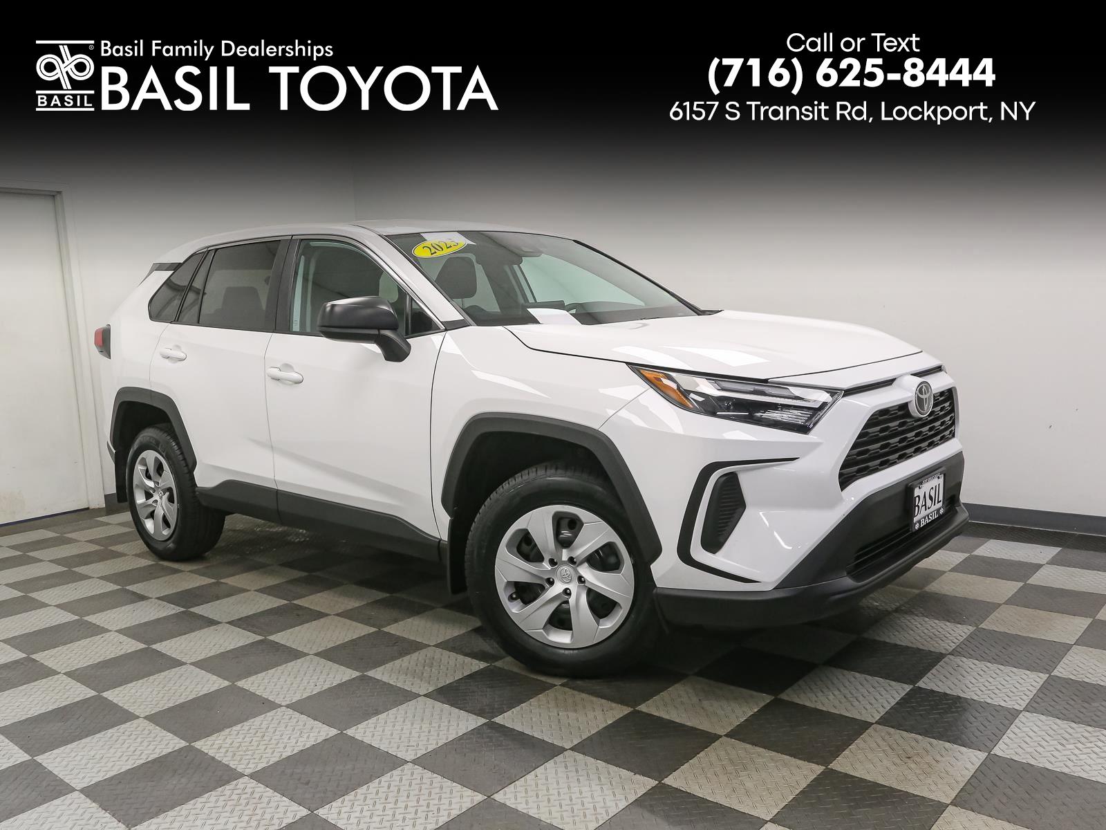  2023 Toyota RAV4 LE AWD   