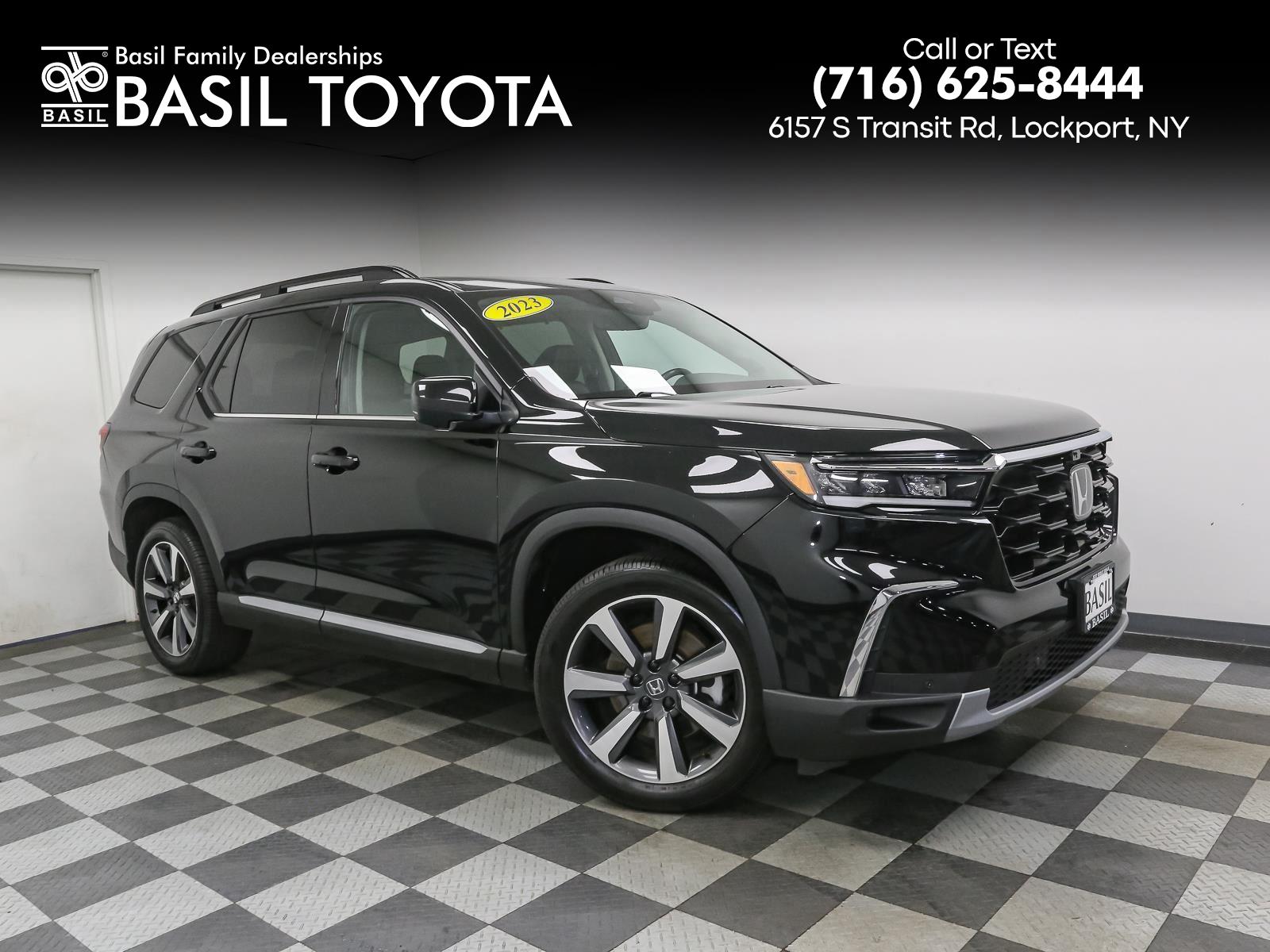 Crystal Black Pearl 2023 Honda Pilot SUV / Crossover All-Wheel Drive Automatic