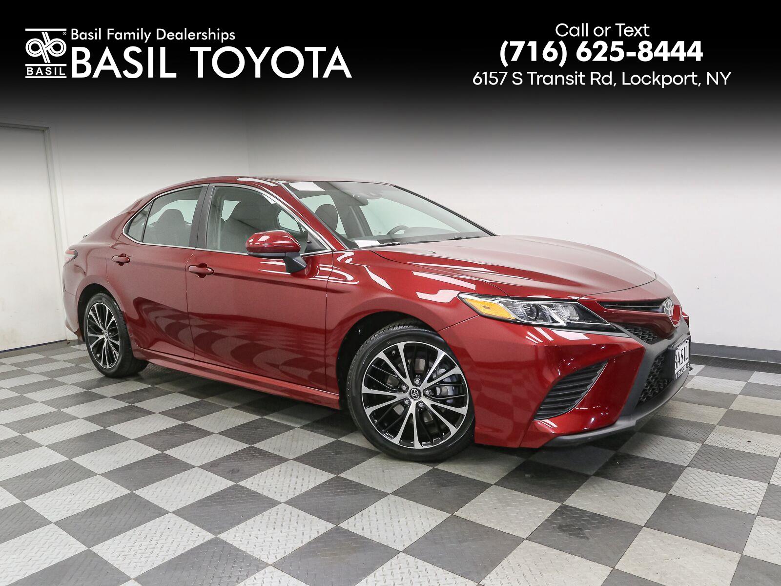 2018 Toyota Camry SE