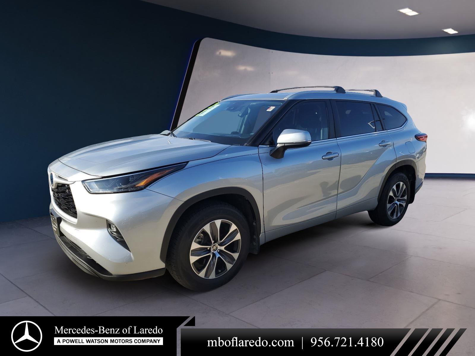 Celestial Silver Metallic 2023 Toyota Highlander Hybrid SUV / Crossover Front-Wheel Drive Continuously Variable Transmission