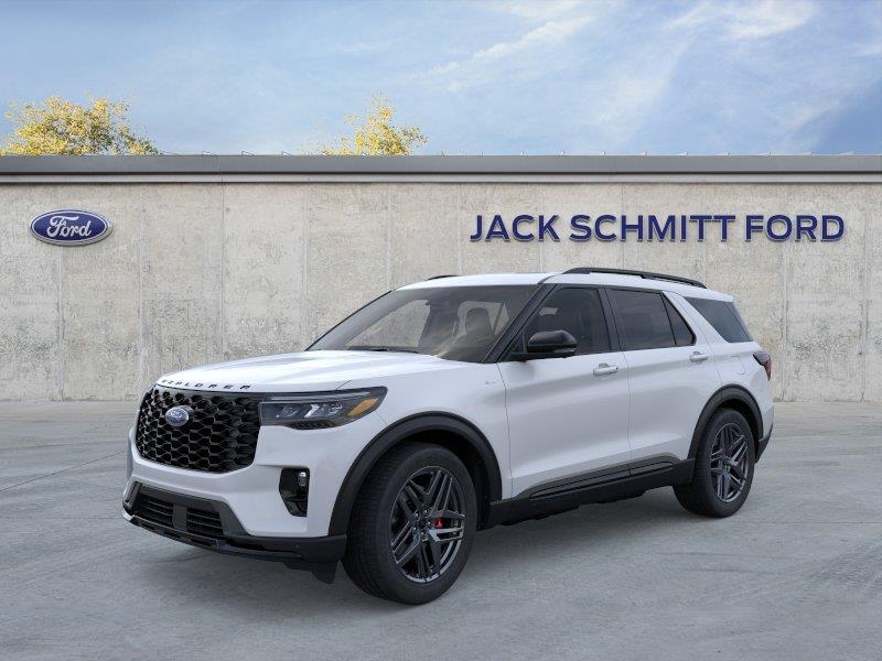 Space White Metallic 2026 Ford Explorer SUV / Crossover All-Wheel Drive Automatic