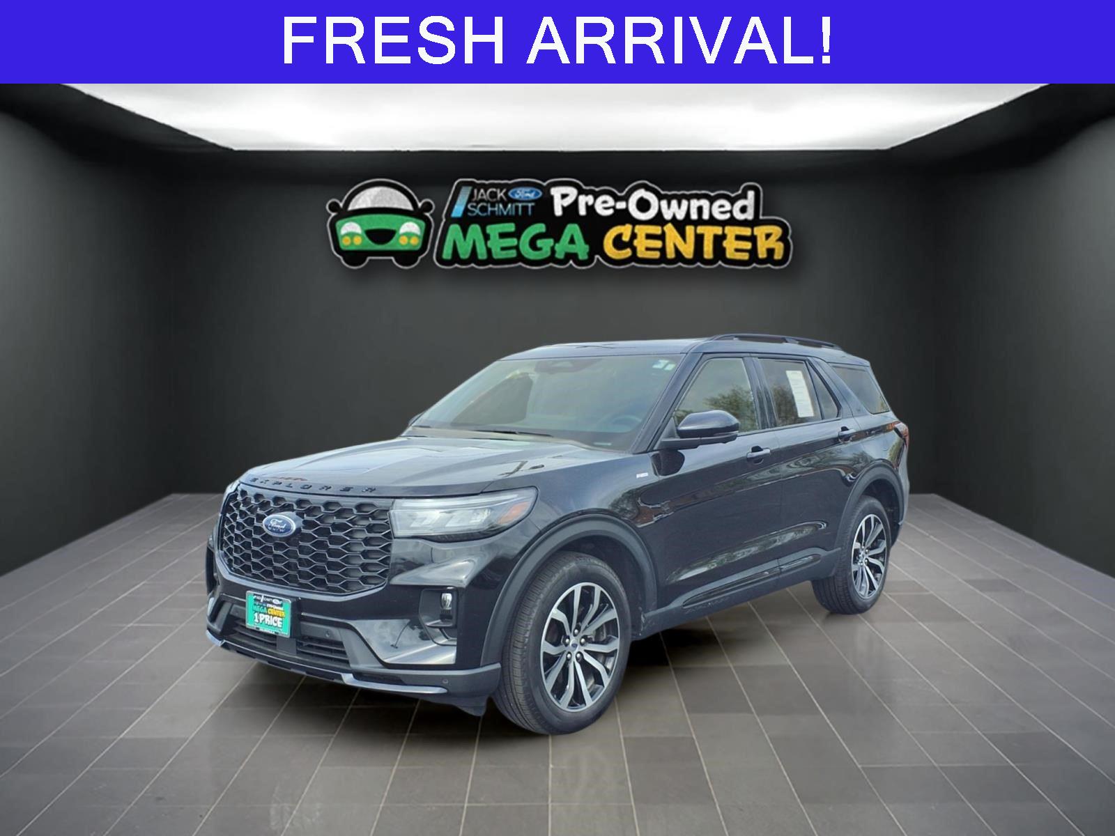 Agate Black Metallic 2025 Ford Explorer ST-Line AWD SUV / Crossover All-Wheel Drive Automatic