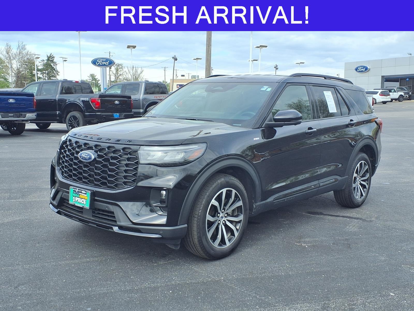 Agate Black Metallic 2025 Ford Explorer ST-Line AWD SUV / Crossover All-Wheel Drive Automatic