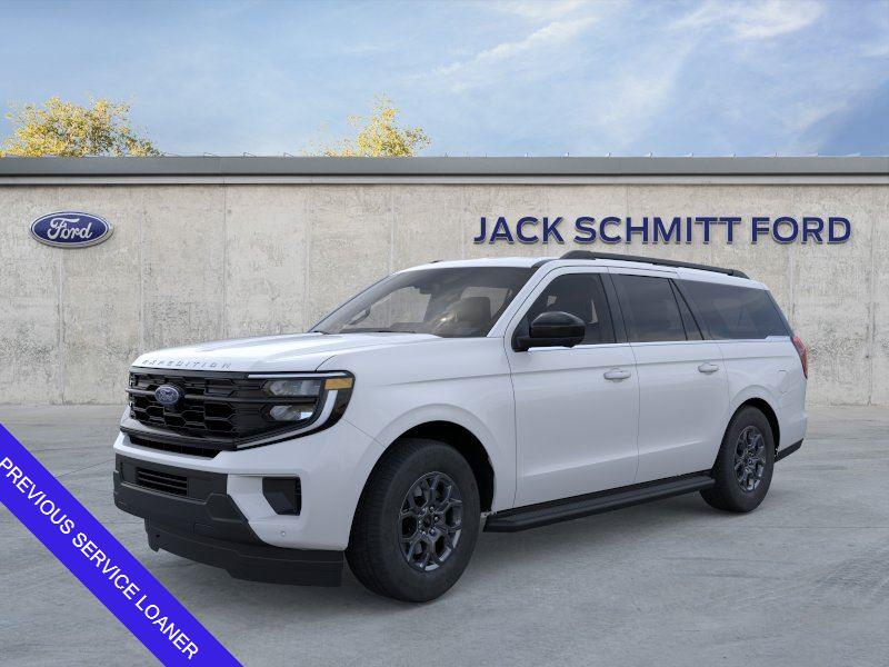 Space Silver Metallic 2026 Ford Expedition SUV / Crossover Four-Wheel Drive Automatic