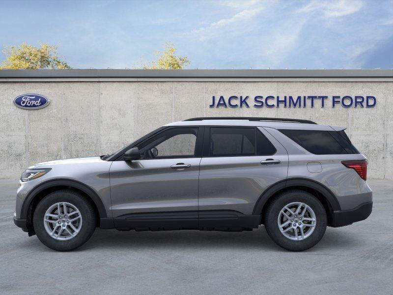 View vehicle photo 3