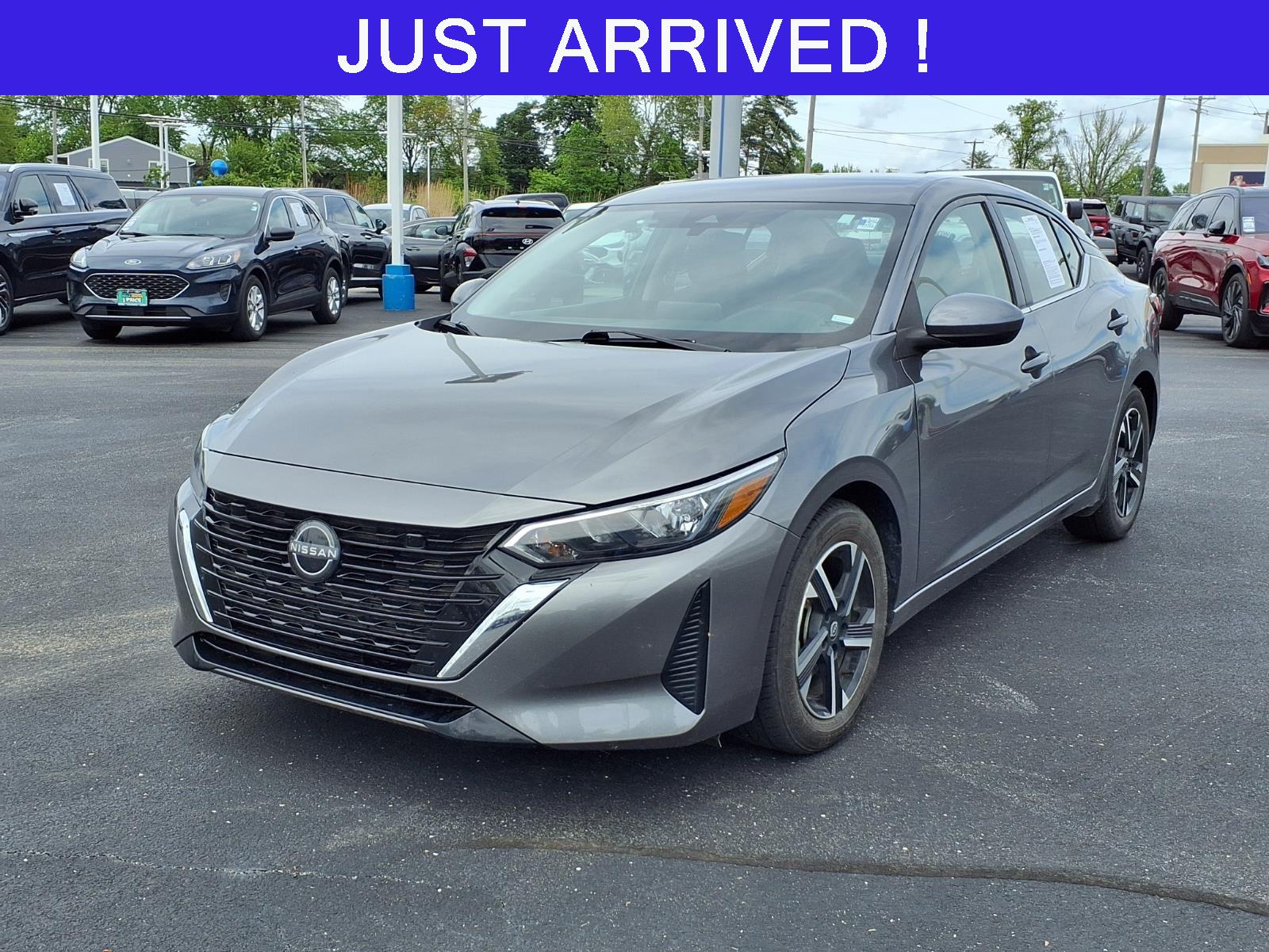 2024 Nissan Sentra SV FWD