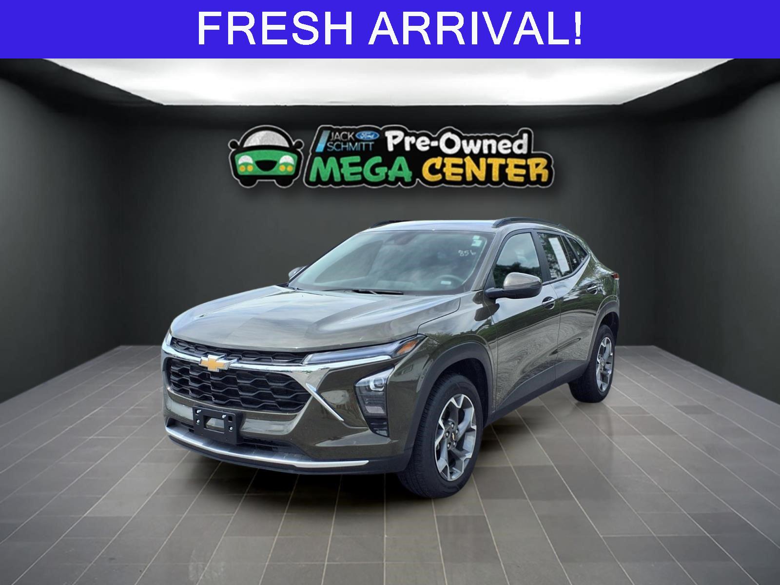 Harvest Bronze Metallic 2024 Chevrolet Trax LT FWD SUV / Crossover Front-Wheel Drive 6-Speed Automatic