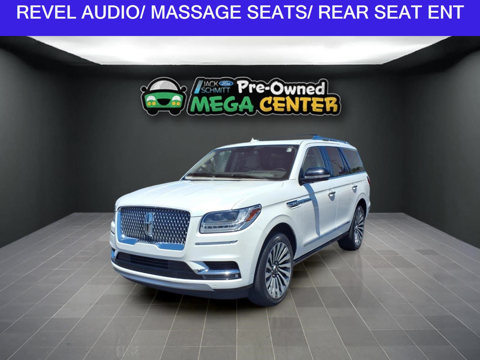 White Platinum Metallic Tri-Coat 2019 Lincoln Navigator Reserve 4WD SUV / Crossover Four-Wheel Drive Automatic