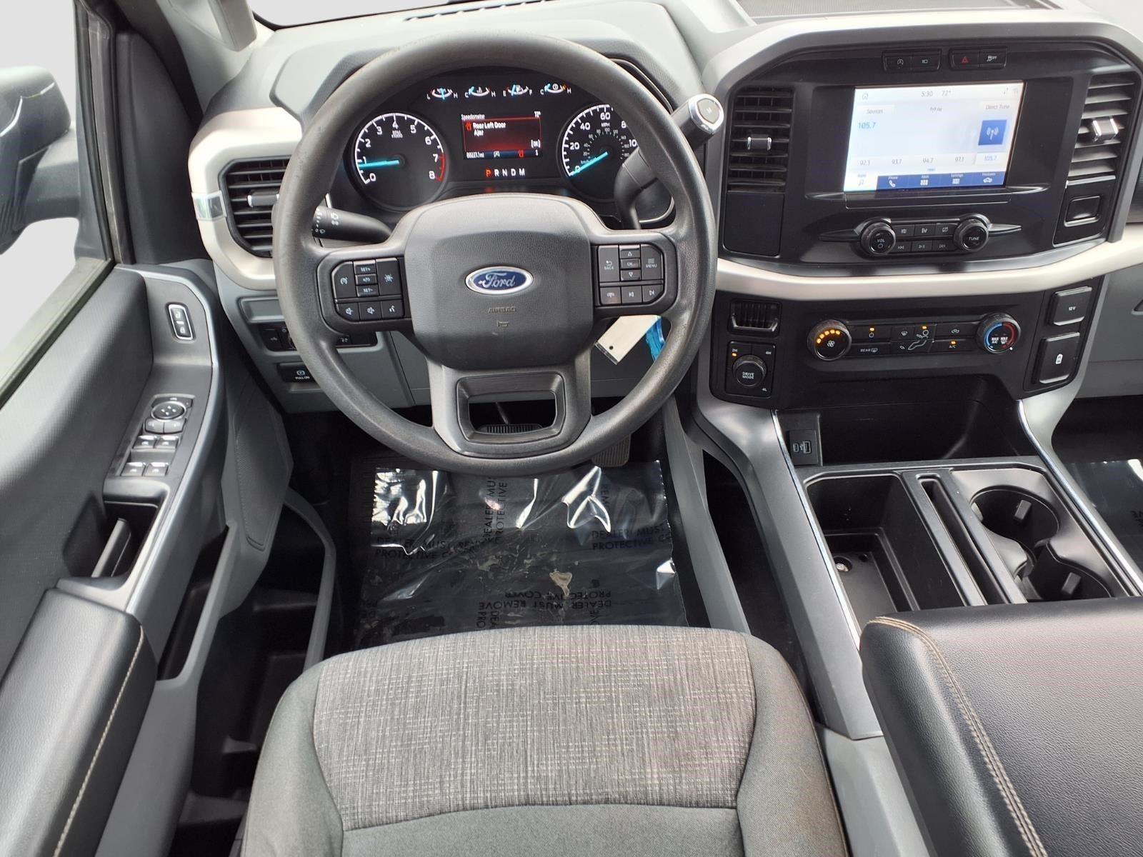 View vehicle photo 5