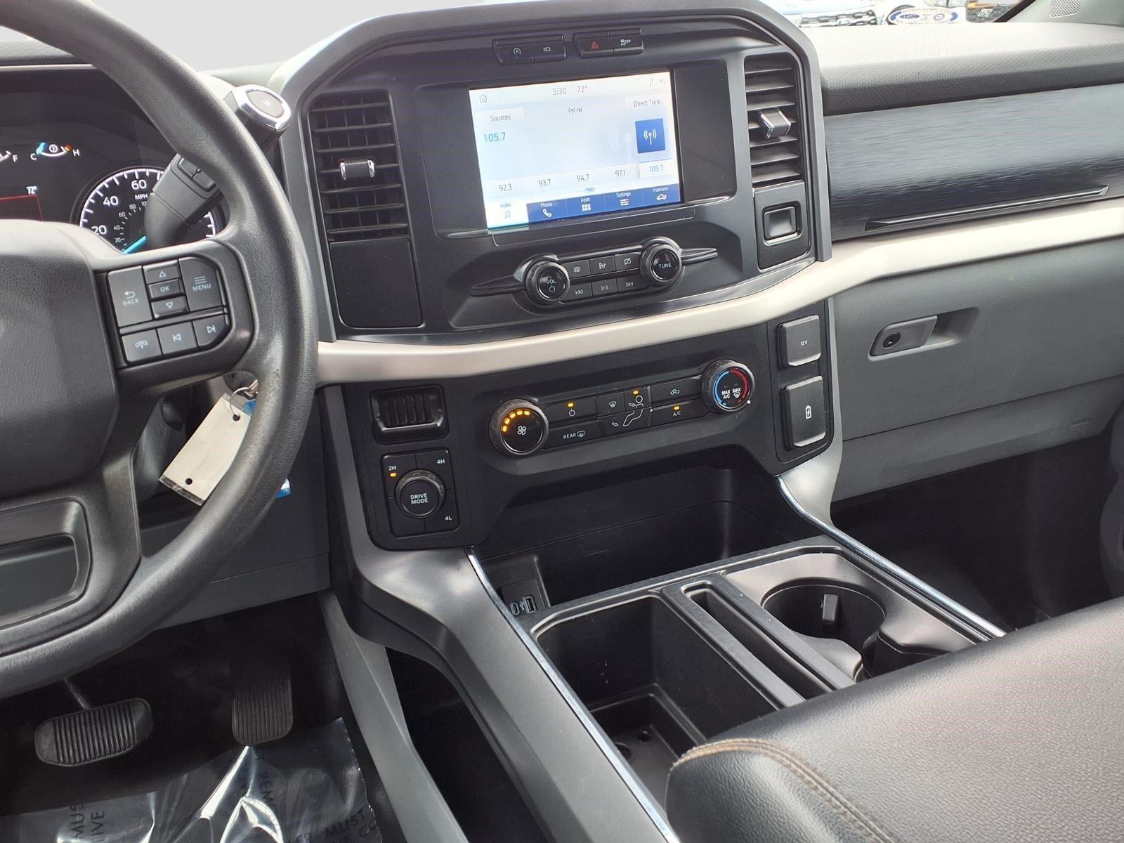 View vehicle photo 6