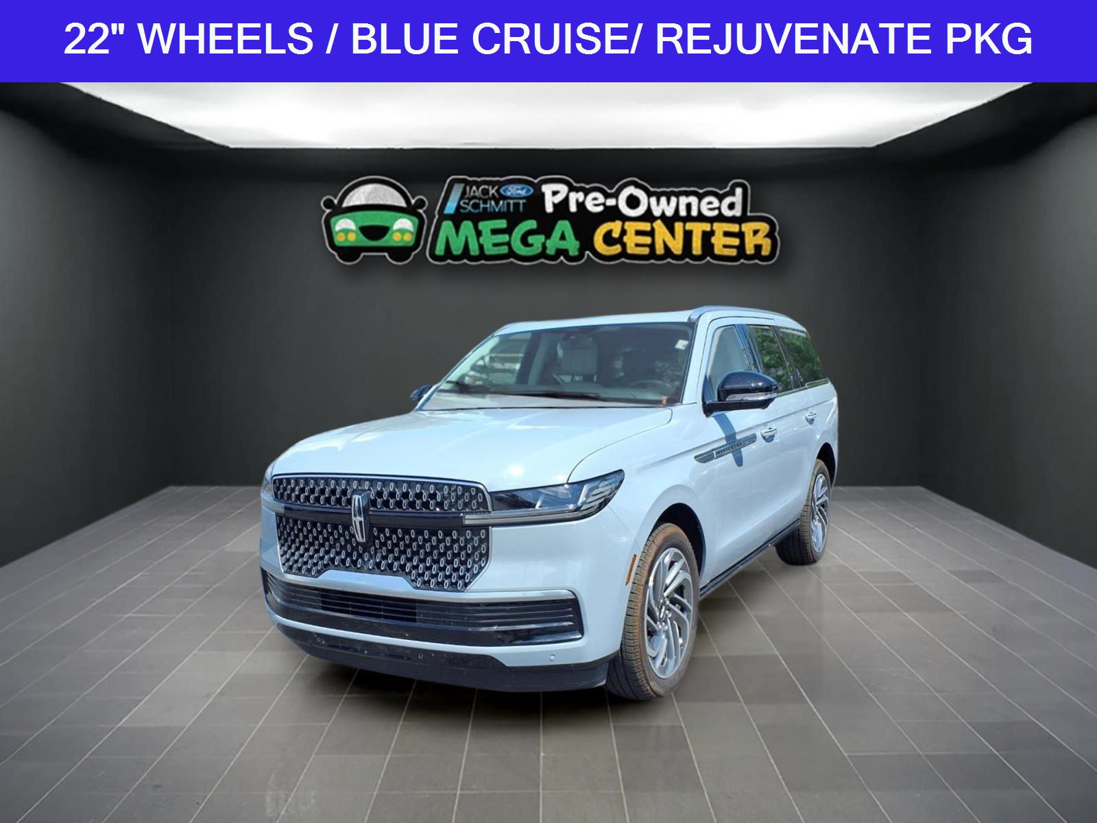 Gray 2026 Lincoln Navigator SUV / Crossover Four-Wheel Drive Automatic