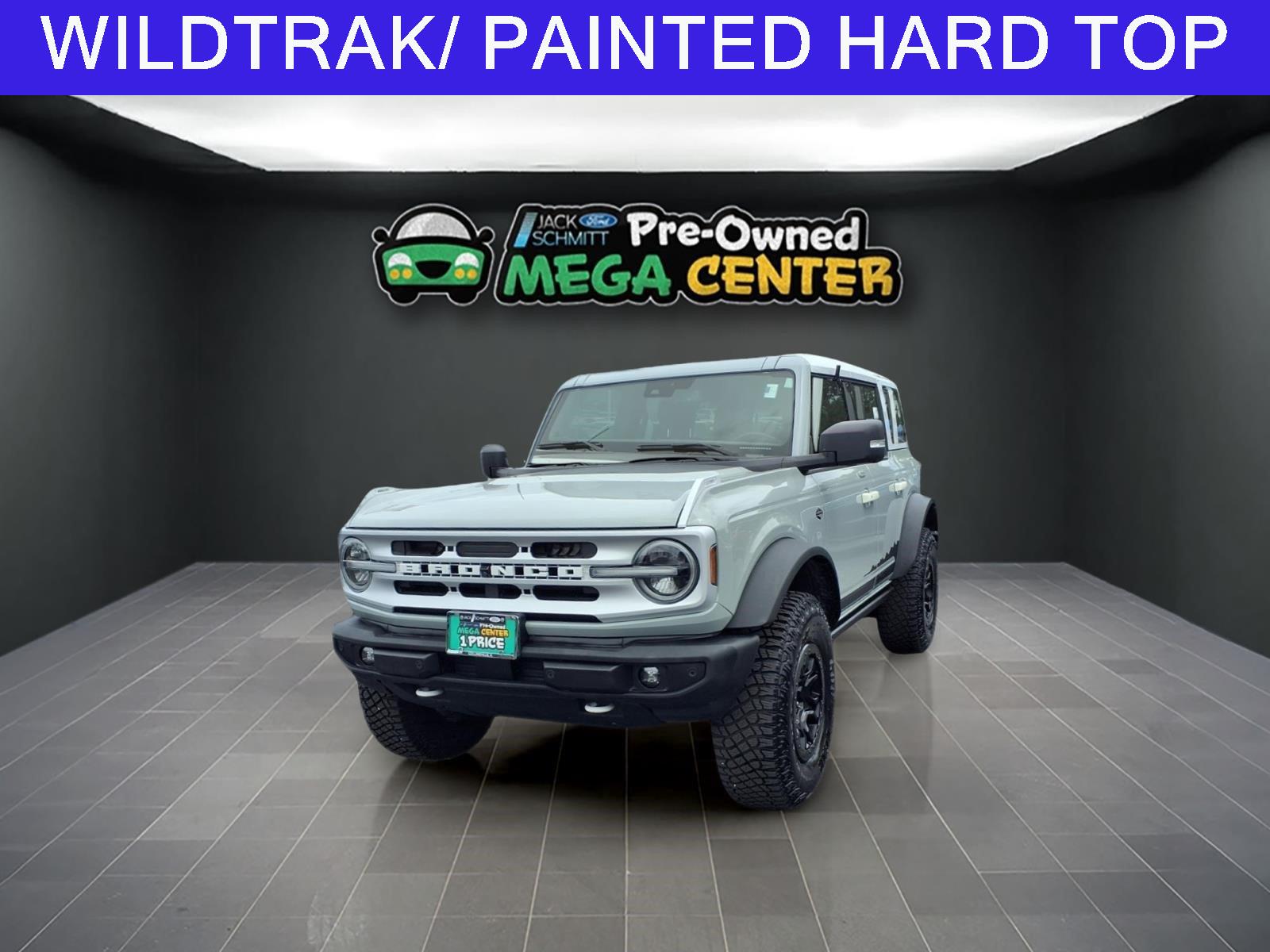 Cactus Gray 2022 Ford Bronco SUV / Crossover Four-Wheel Drive Automatic