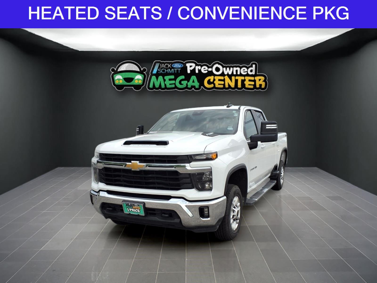 Summit White 2025 Chevrolet Silverado 2500HD Pickup Truck Four-Wheel Drive Automatic