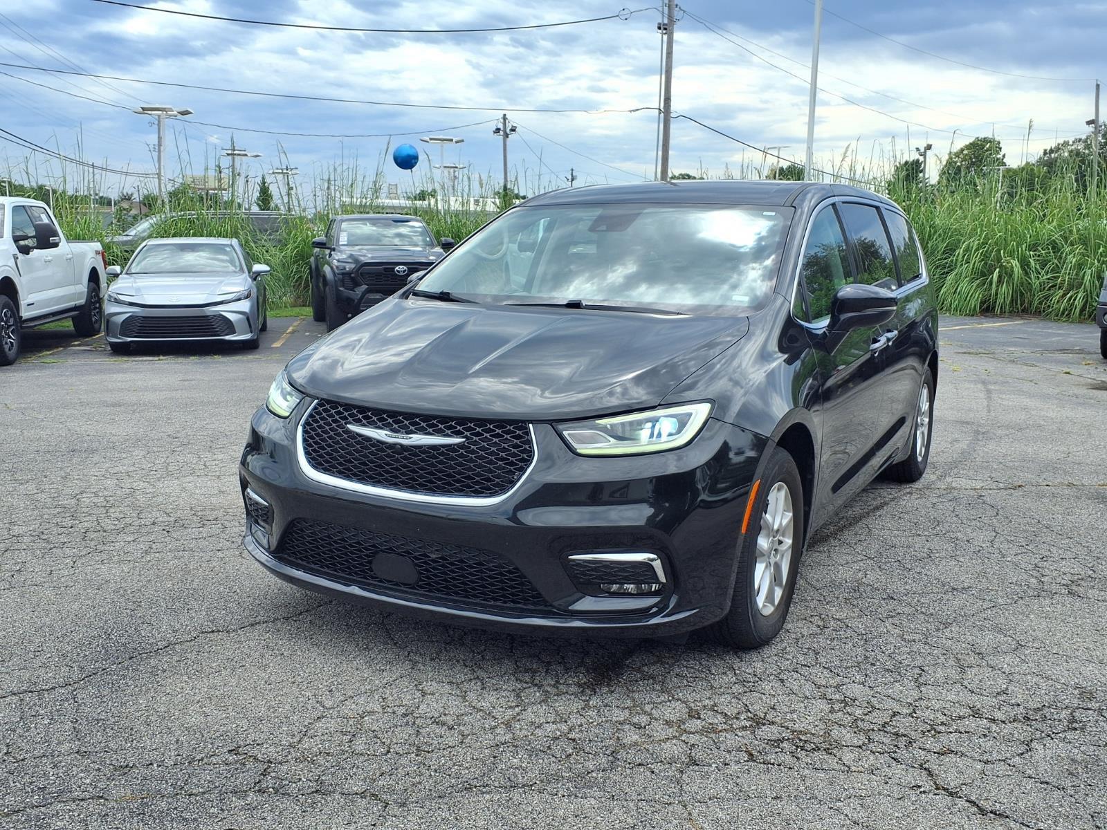 2024 Chrysler Pacifica Touring L FWD