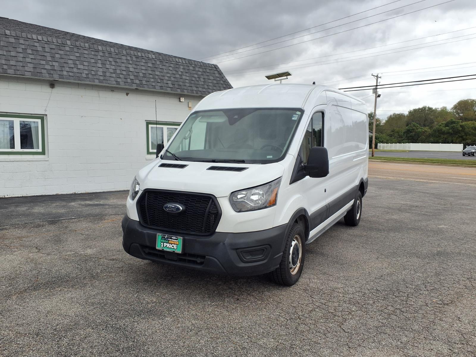2025 Ford Transit Cargo 250 Medium Roof LB RWD