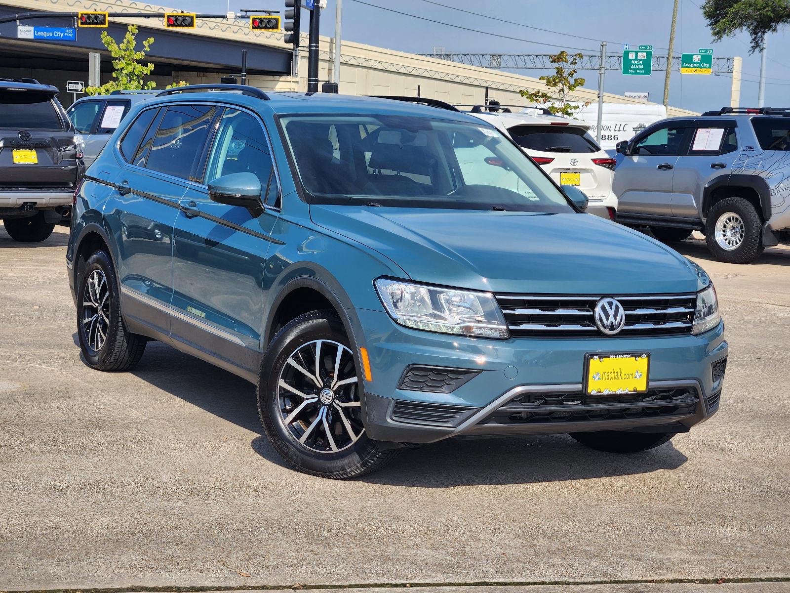 Stone Blue Metallic 2021 Volkswagen Tiguan SUV / Crossover Front-Wheel Drive Automatic