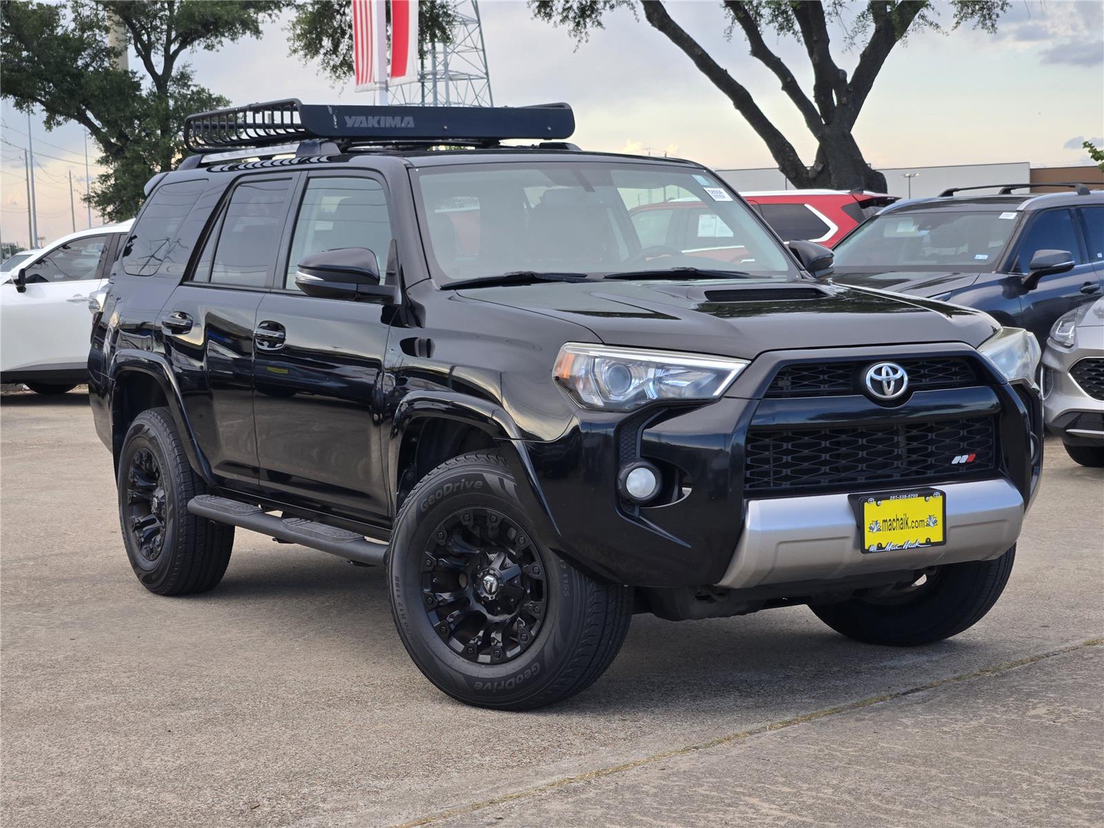 Midnight Black Metallic 2016 Toyota 4Runner SUV / Crossover 5-Speed Automatic