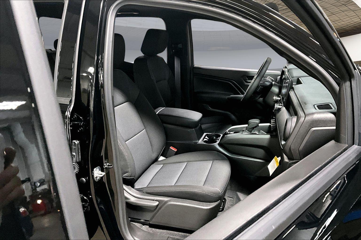 2026 Chevrolet Colorado Trail Boss - Photo 10
