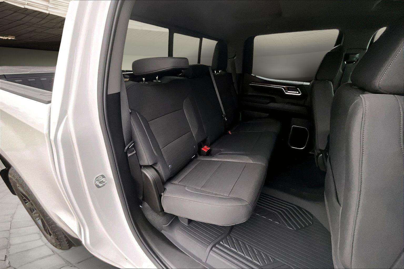 2026 Chevrolet Silverado 1500 RST - Photo 9