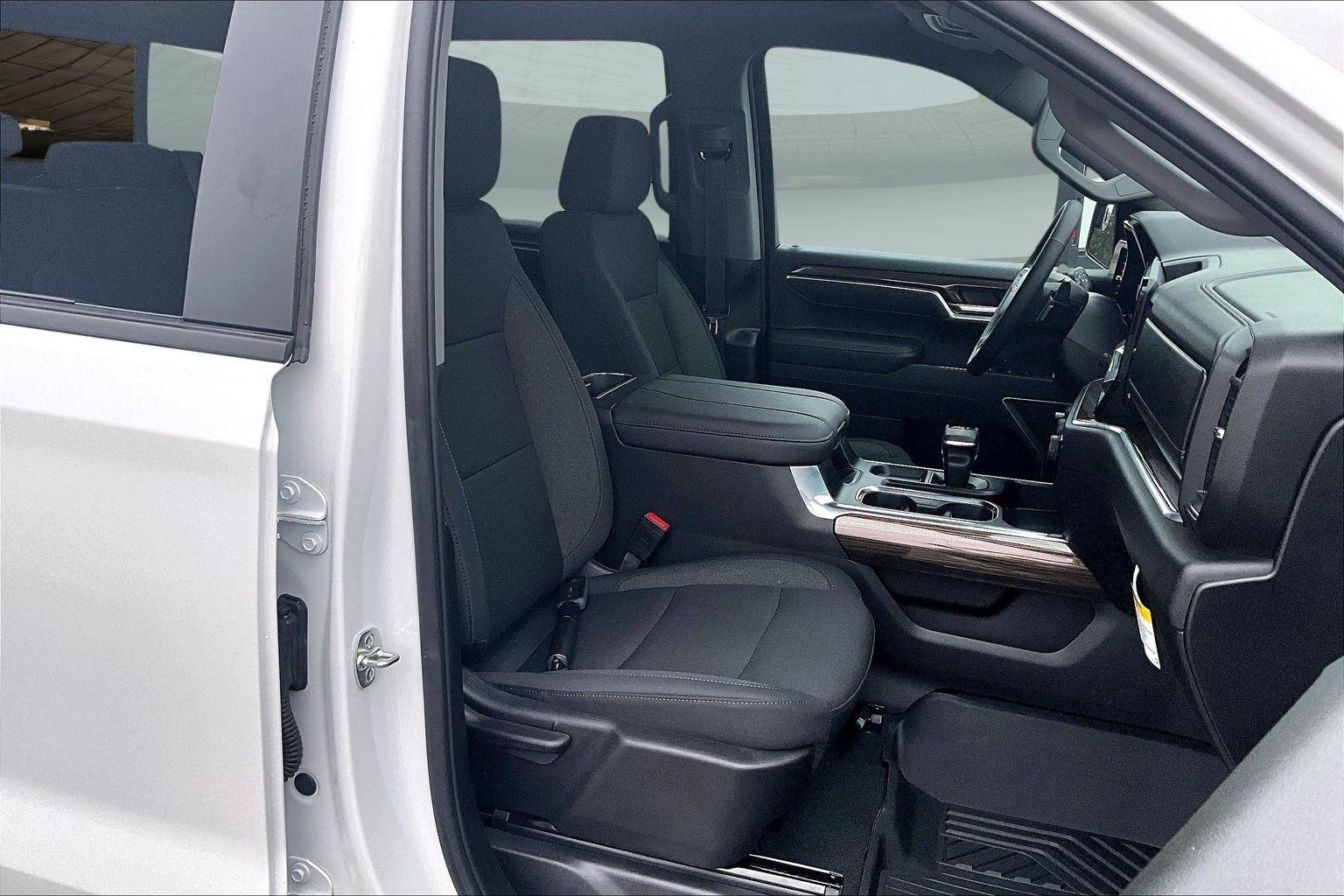 2026 Chevrolet Silverado 1500 RST - Photo 10