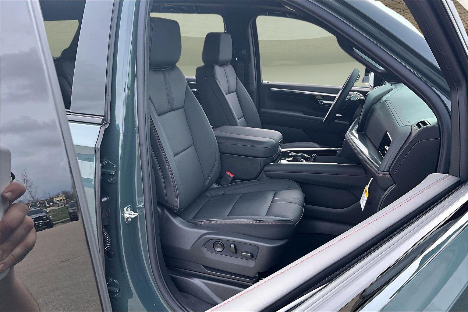 2026 Chevrolet Tahoe RST - Photo 12
