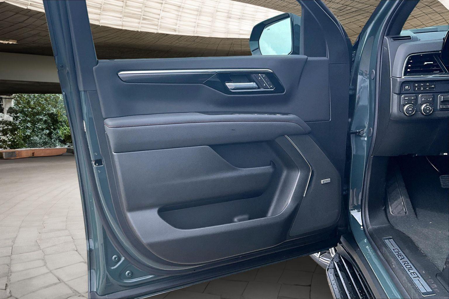 2026 Chevrolet Tahoe RST - Photo 9