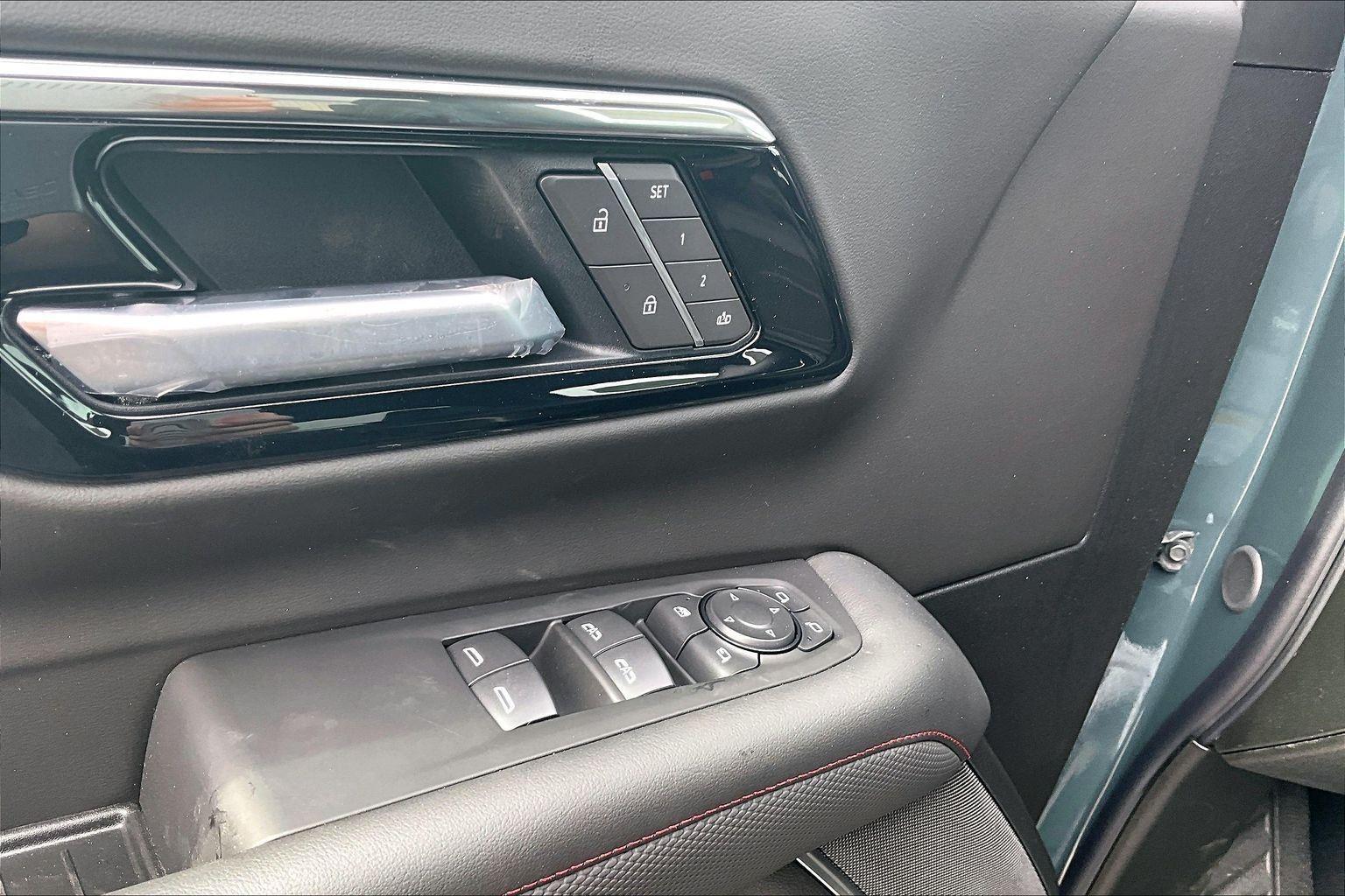 2026 Chevrolet Tahoe RST - Photo 17