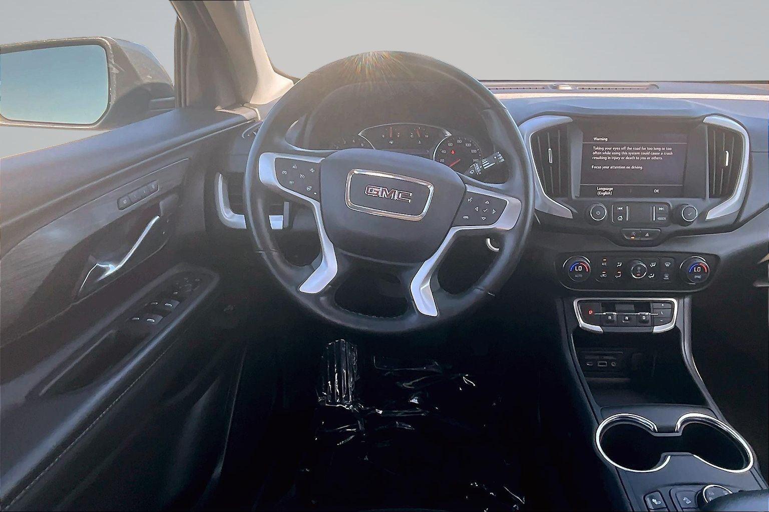 2024 GMC Terrain SLT - Photo 6